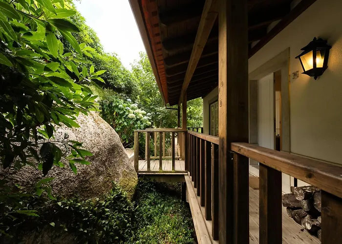 Πανσιόν Eighteen21 - Quinta Velha 4*