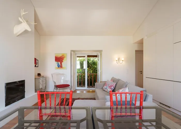 Πανσιόν Eighteen21 - Quinta Velha 4*