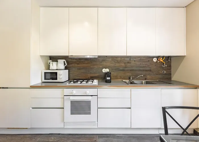 Eighteen21 - Quinta Velha Penzion Sintra